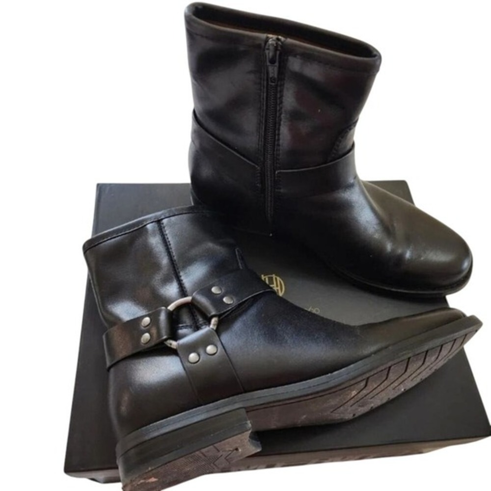 HOUSE of Harlow Black Leather Ankle Boots Moto Biker Harness Buckle Accents 9.5